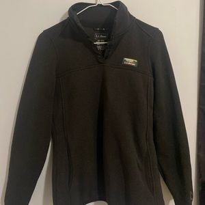 LL BEAN Sweater Fleece Pullover (Has button ups)